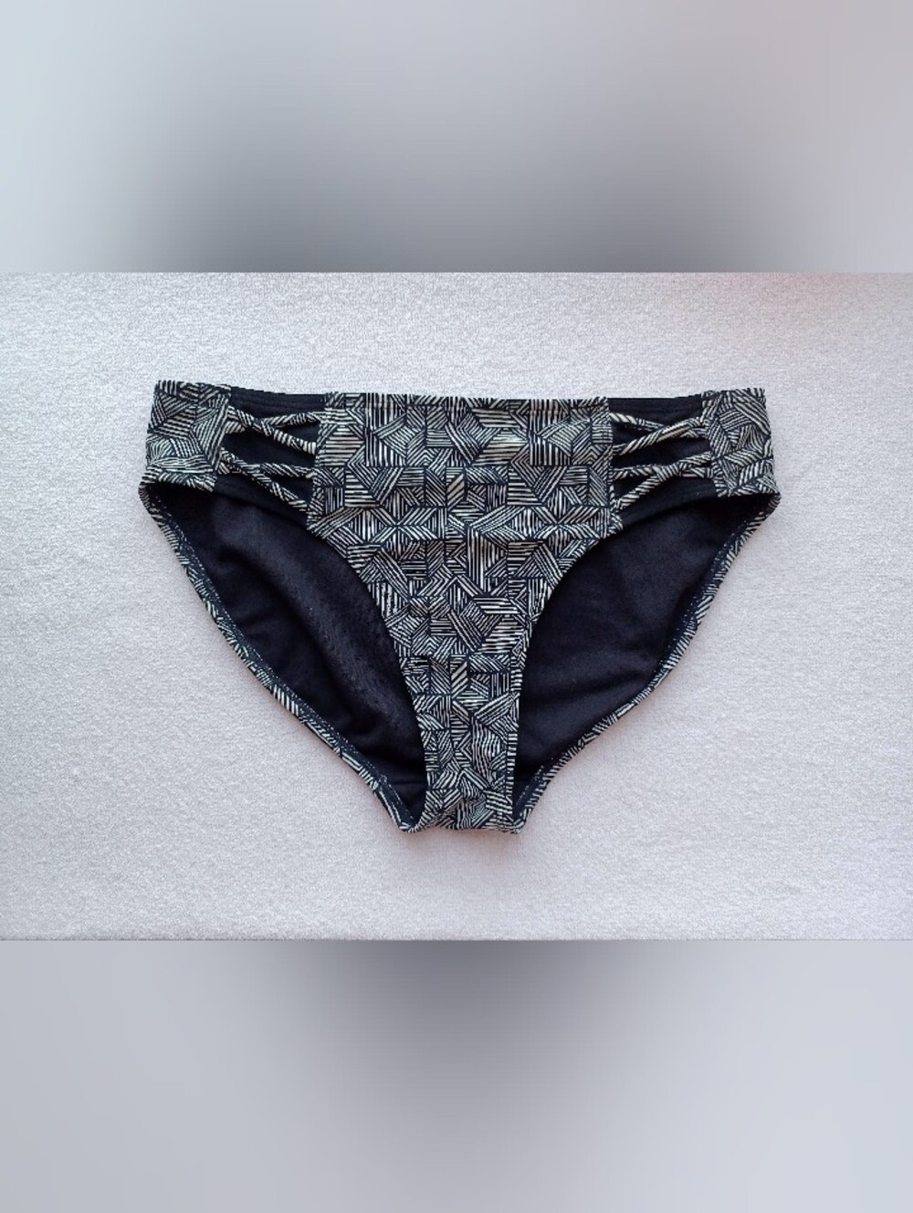 Athleta Black Geometric Strappy Hipster Bikini Bottom, Size S - Picture 5 of 15